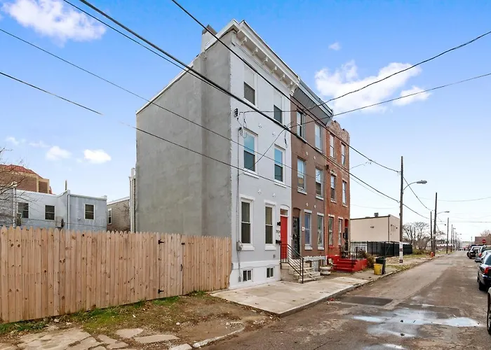 Apartment: Luxury Rooms Near Temple U, Drexel, Upenn, And The Met